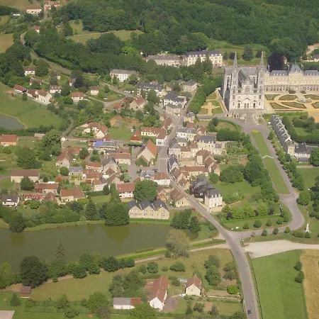 Maison Dans Le Bourg *
