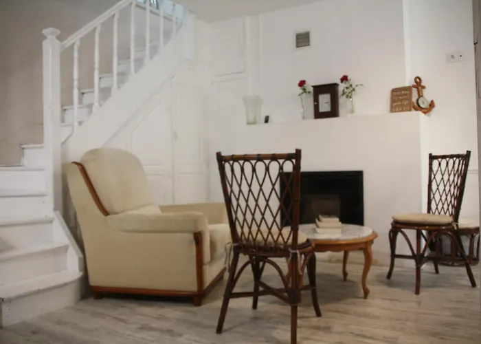 بيت للعطل Maison Dans Le Bourg La Chapelle-Montligeon