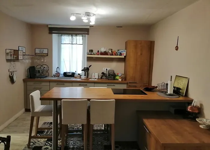 Maison Dans Le Bourg * La Chapelle-Montligeon