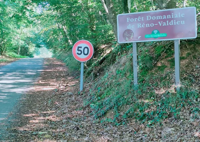 Maison Dans Le Bourg